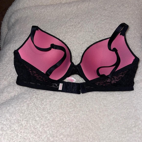 PINK Victoria secret push-up bra - Picture 3 of 4